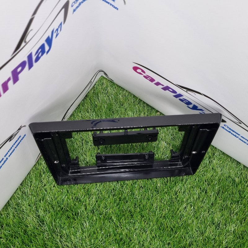 Переходная рамка магнитолы