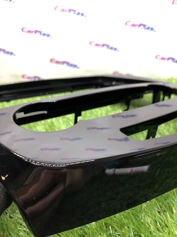 Переходная рамка магнитолы