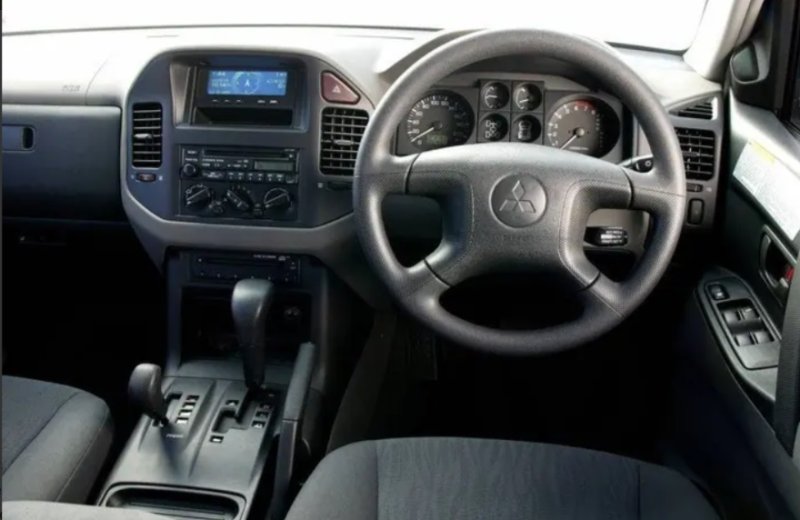 Переходная рамка магнитолы