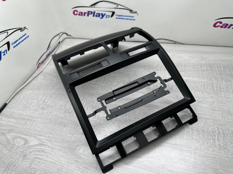 Переходная рамка магнитолы