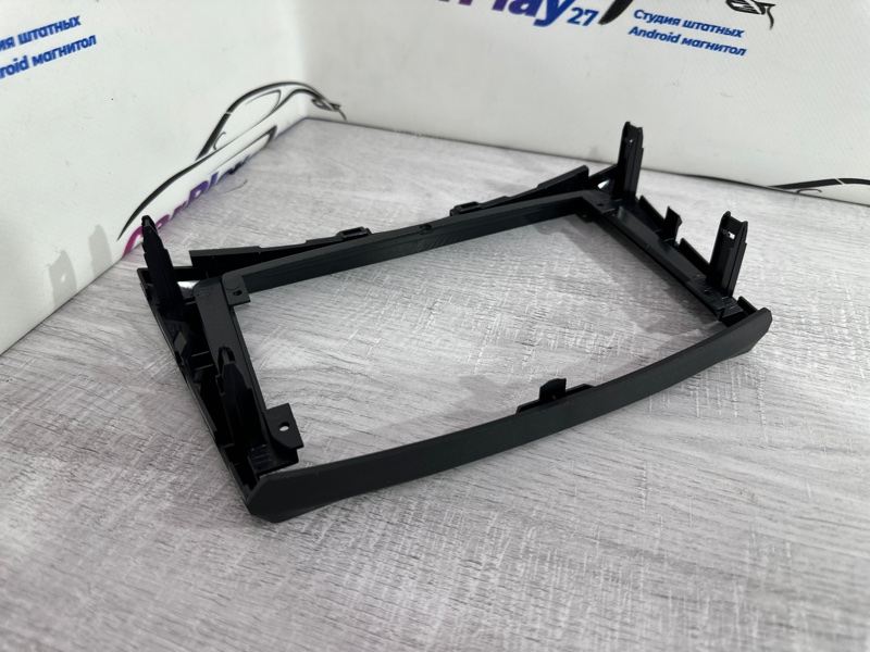 Переходная рамка магнитолы