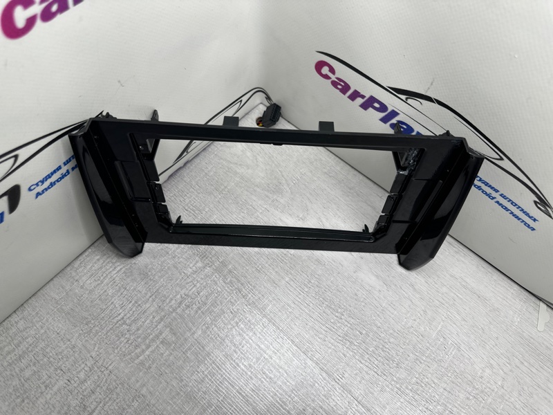 Переходная рамка магнитолы