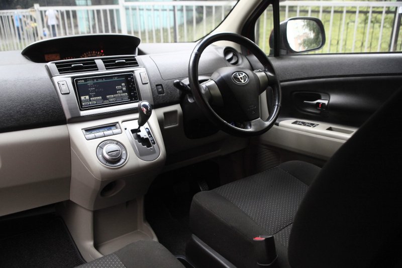 Магнитола штатная