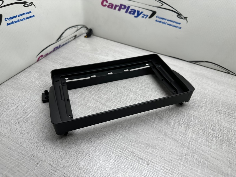 Переходная рамка магнитолы