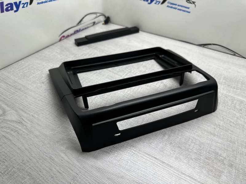 Переходная рамка магнитолы