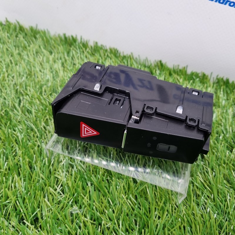 Кнопка аварийной сигнализации