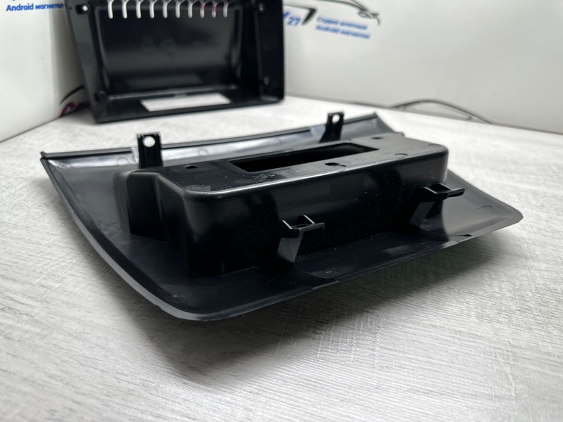 Переходная рамка магнитолы