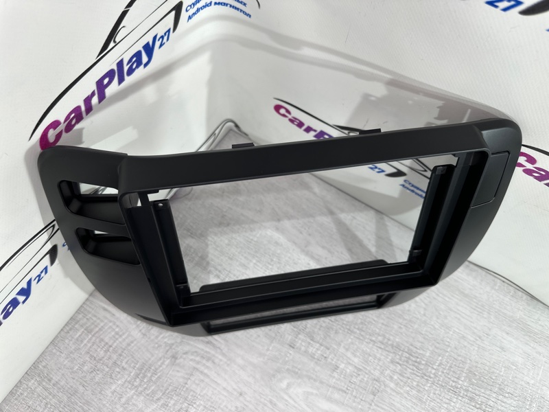 Переходная рамка магнитолы