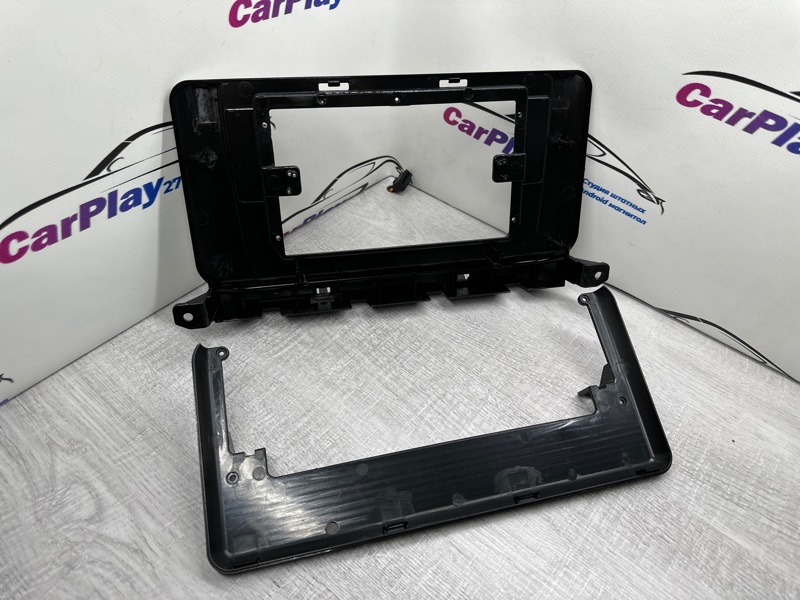 Переходная рамка магнитолы