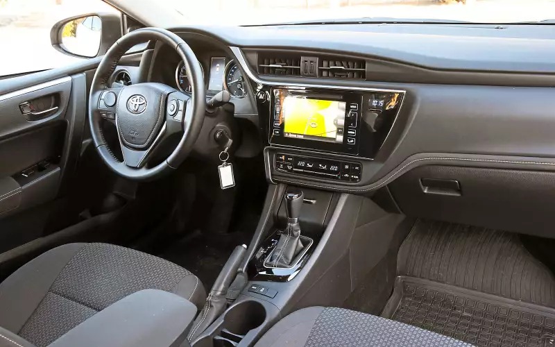 Магнитола штатная