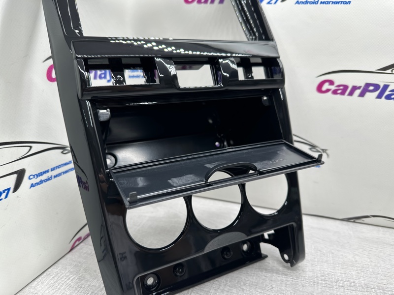 Переходная рамка магнитолы