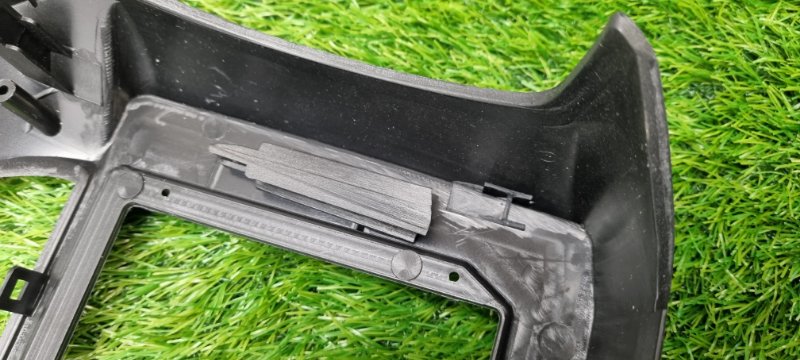 Переходная рамка магнитолы