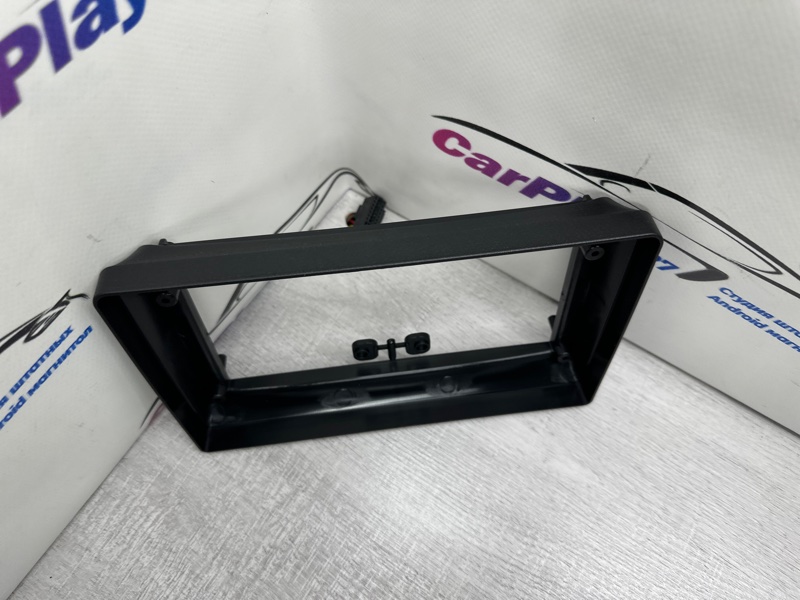 Переходная рамка магнитолы