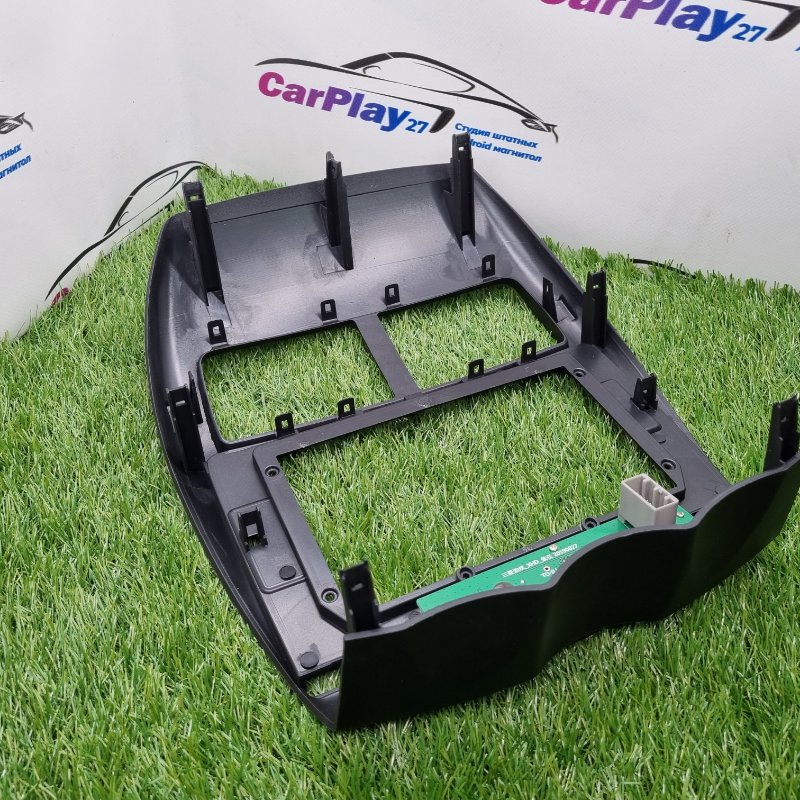 Переходная рамка магнитолы