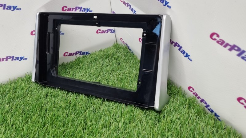 Переходная рамка магнитолы