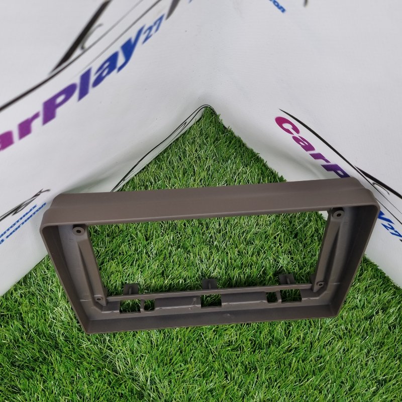 Переходная рамка магнитолы