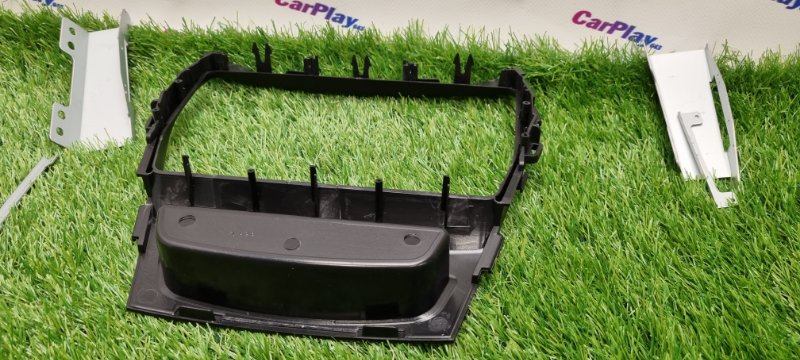 Переходная рамка магнитолы