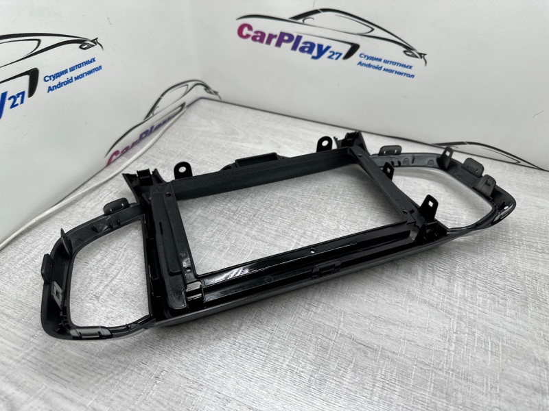 Переходная рамка магнитолы