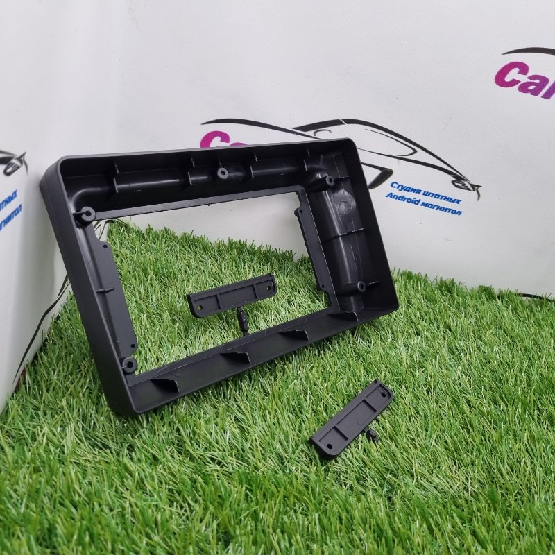 Переходная рамка магнитолы