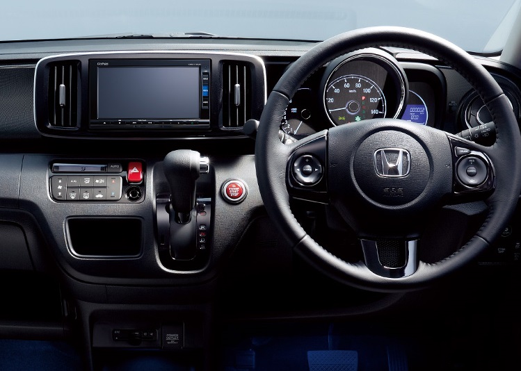 Переходная рамка магнитолы