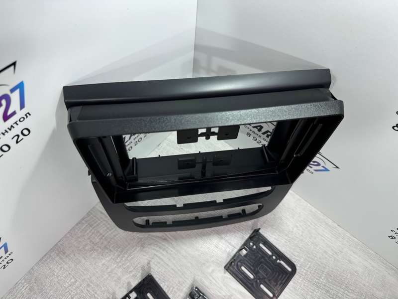 Переходная рамка магнитолы