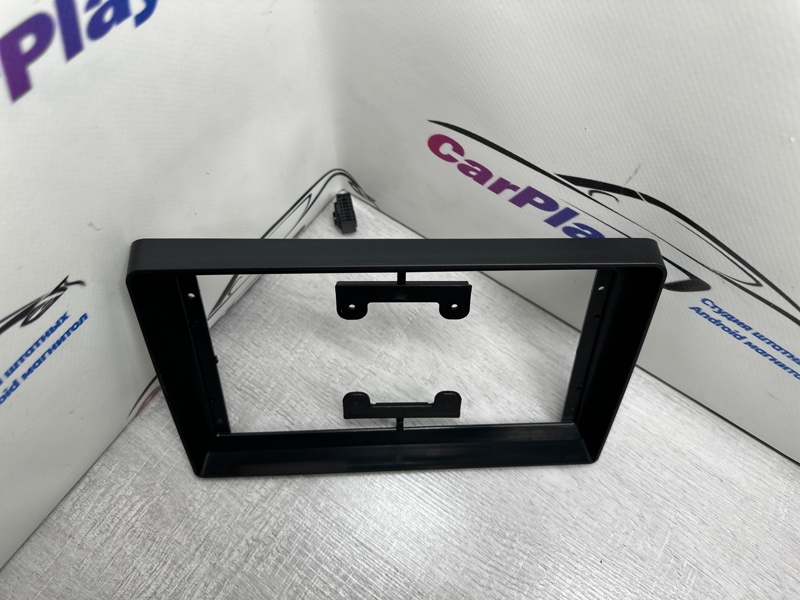 Переходная рамка магнитолы