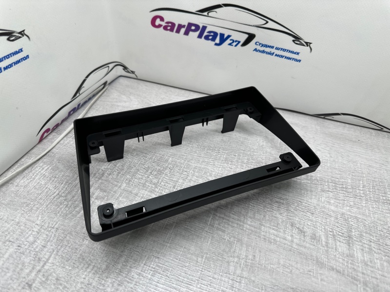 Переходная рамка магнитолы