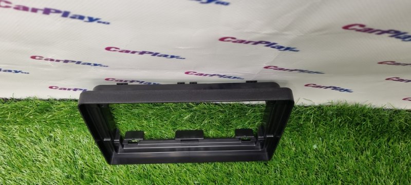 Переходная рамка магнитолы