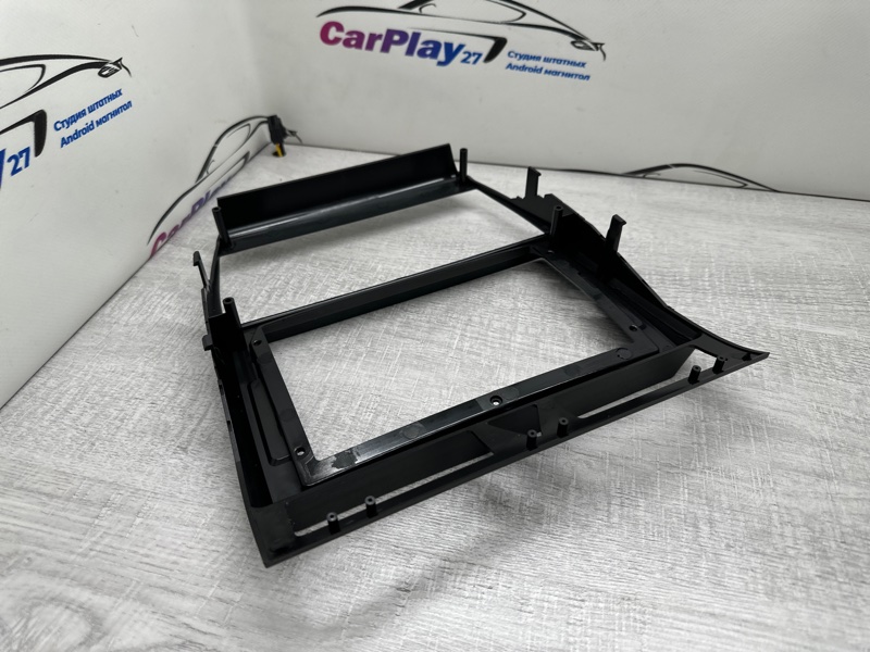 Переходная рамка магнитолы
