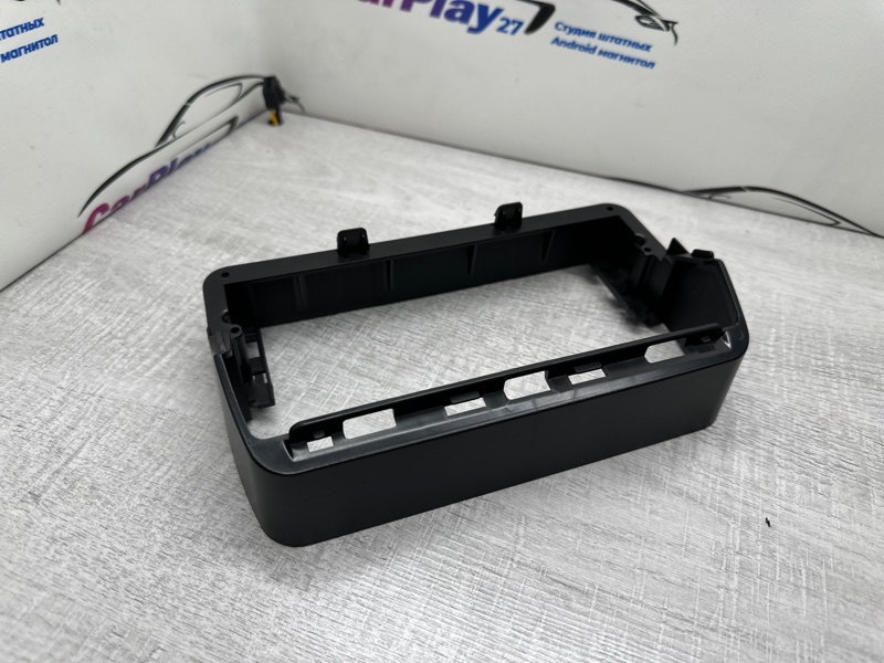 Переходная рамка магнитолы