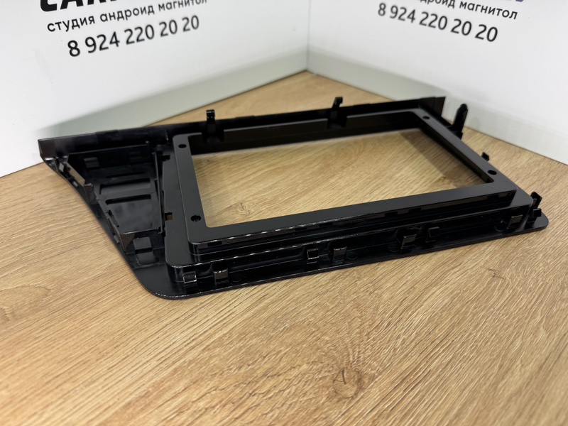 Переходная рамка магнитолы