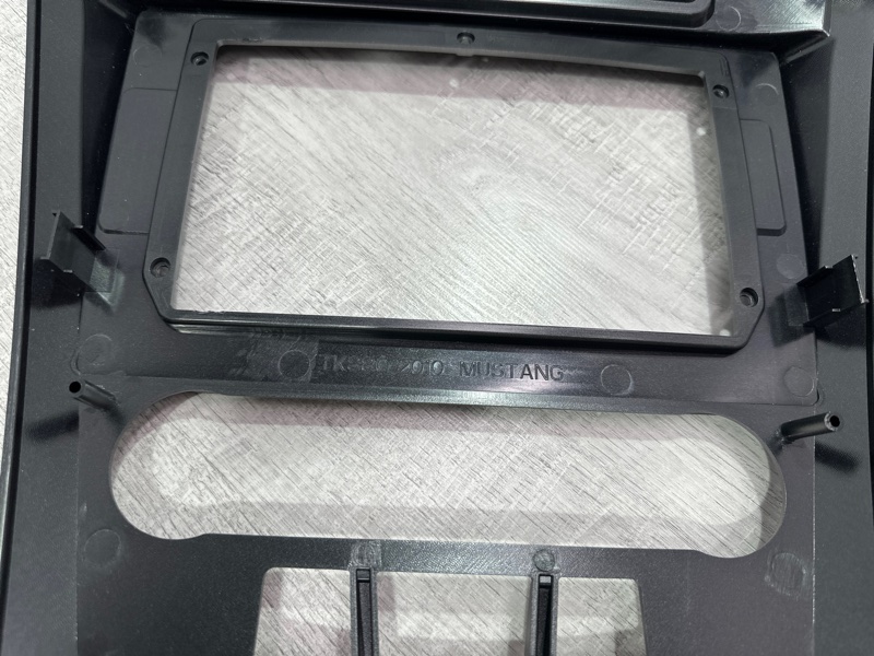 Переходная рамка магнитолы