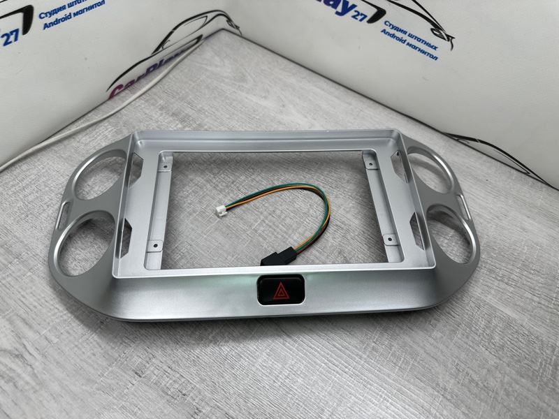 Переходная рамка магнитолы