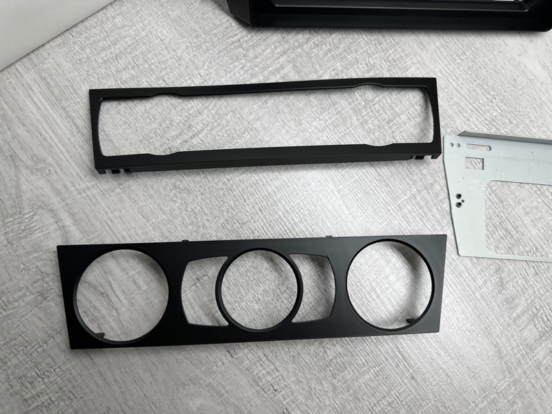 Переходная рамка магнитолы