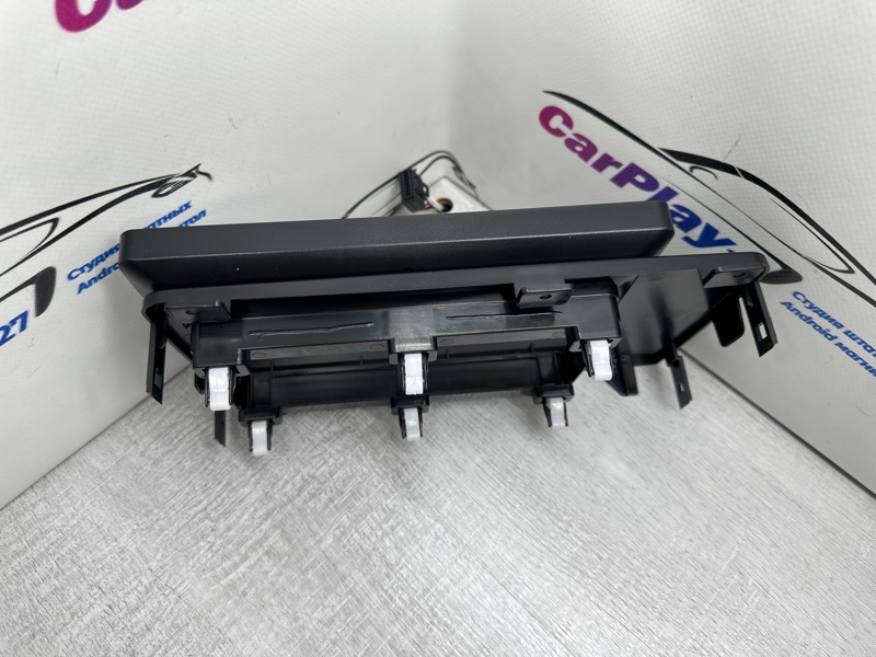 Переходная рамка магнитолы