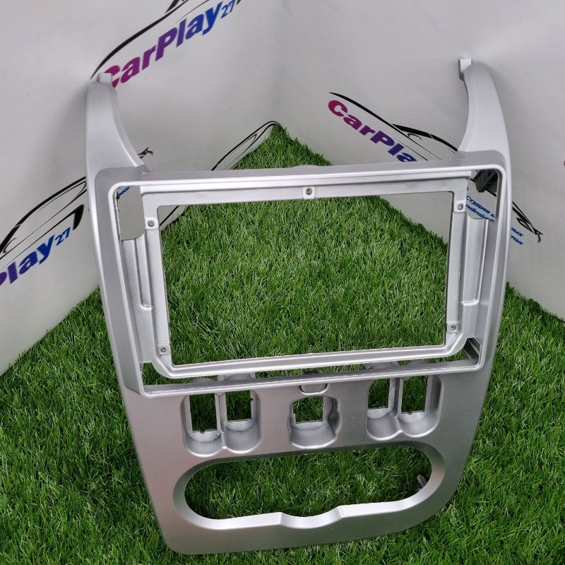 Переходная рамка магнитолы