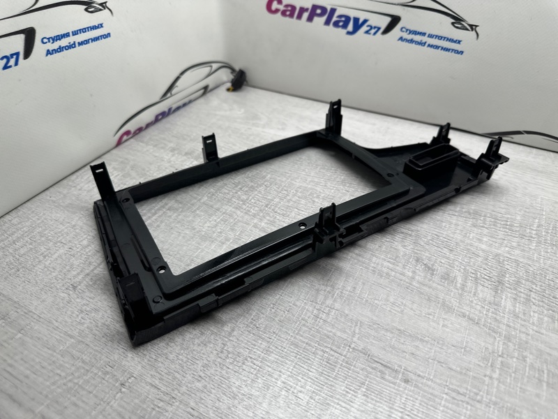 Переходная рамка магнитолы