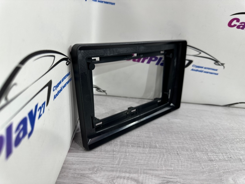 Переходная рамка магнитолы