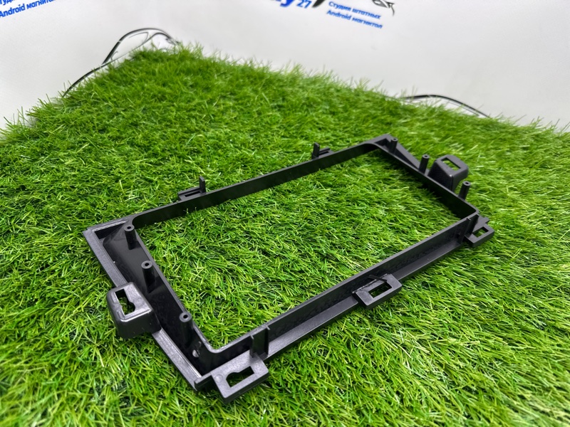 Переходная рамка магнитолы