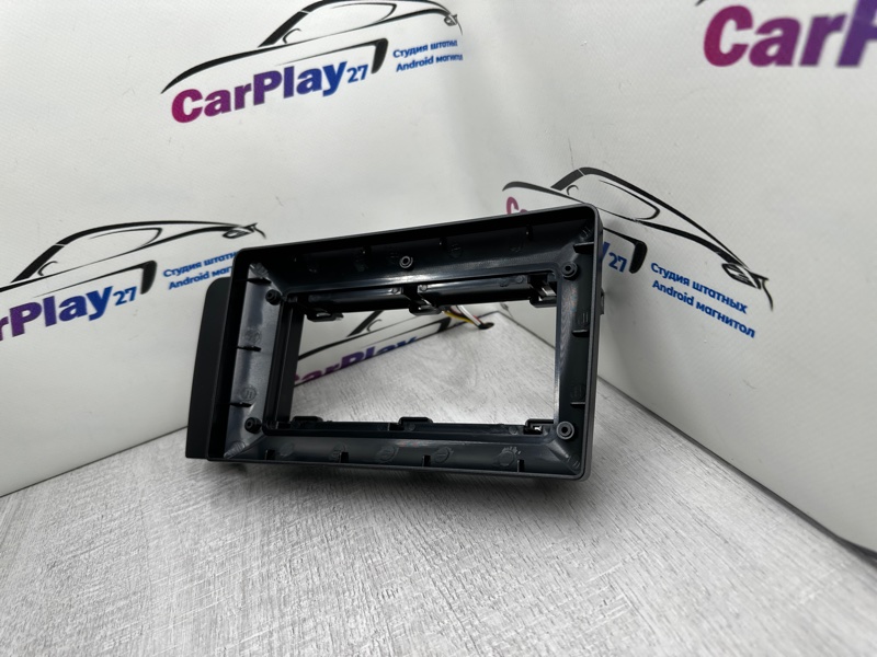 Переходная рамка магнитолы