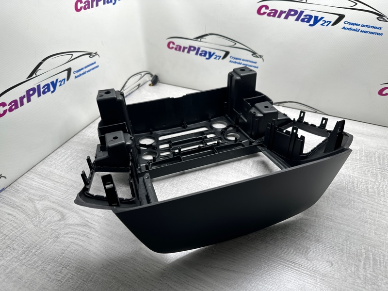 Переходная рамка магнитолы