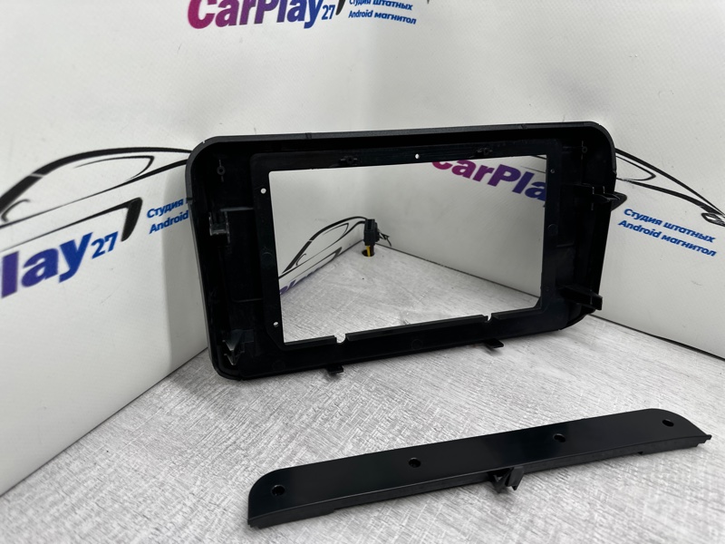 Переходная рамка магнитолы