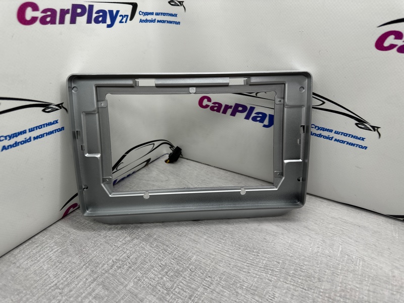 Переходная рамка магнитолы