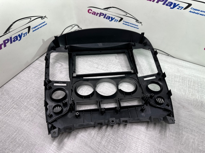 Переходная рамка магнитолы