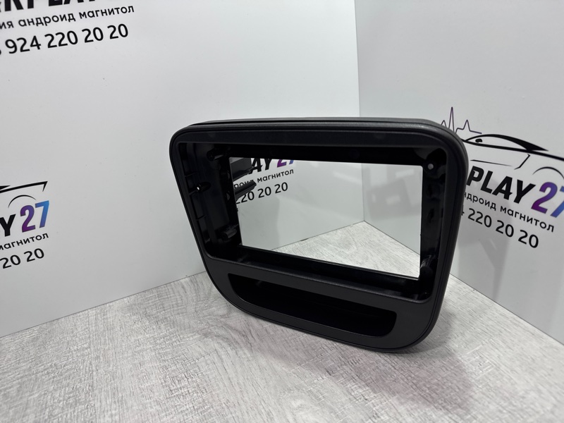 Переходная рамка магнитолы