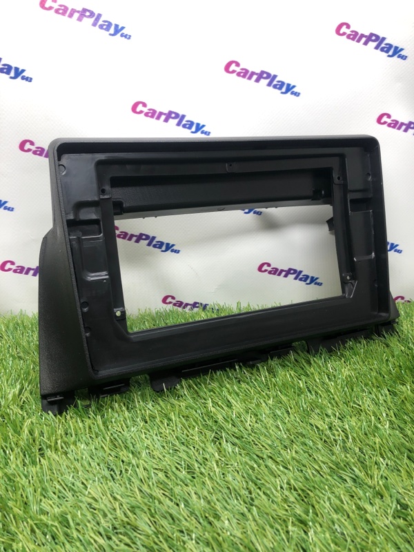 Переходная рамка магнитолы