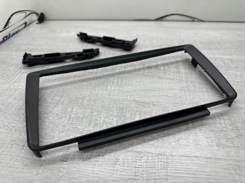 Переходная рамка магнитолы