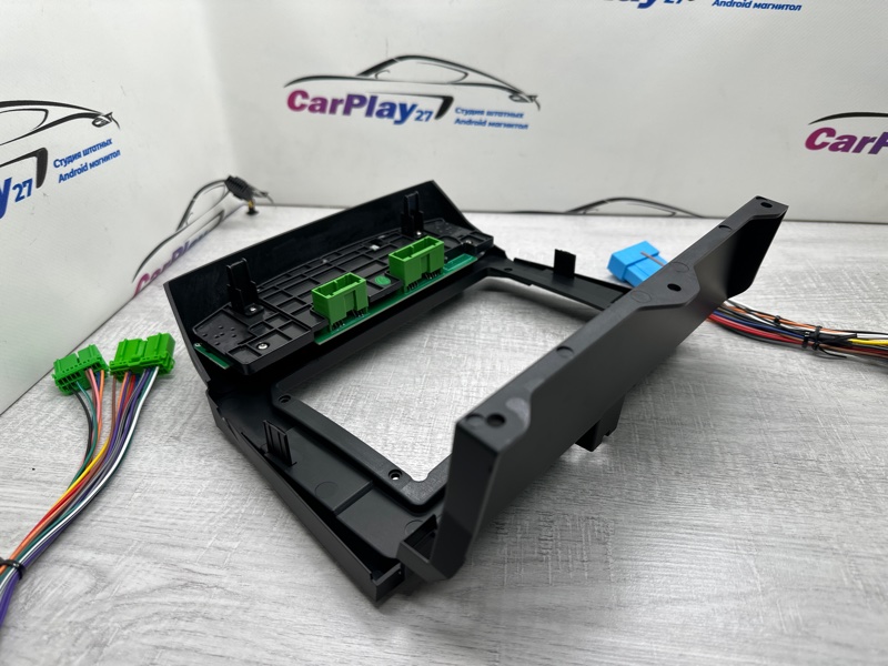 Переходная рамка магнитолы