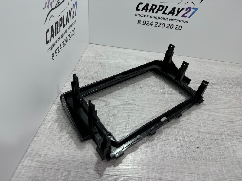 Переходная рамка магнитолы