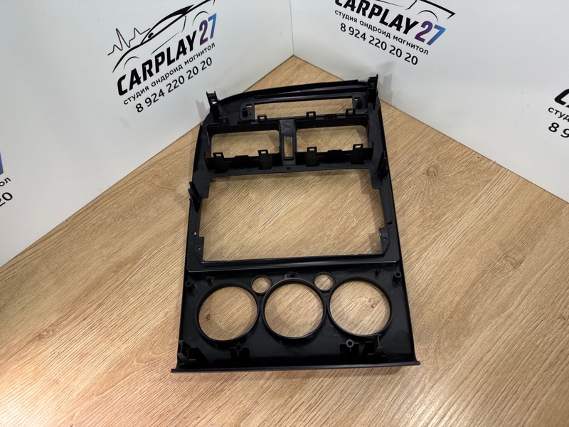 Переходная рамка магнитолы